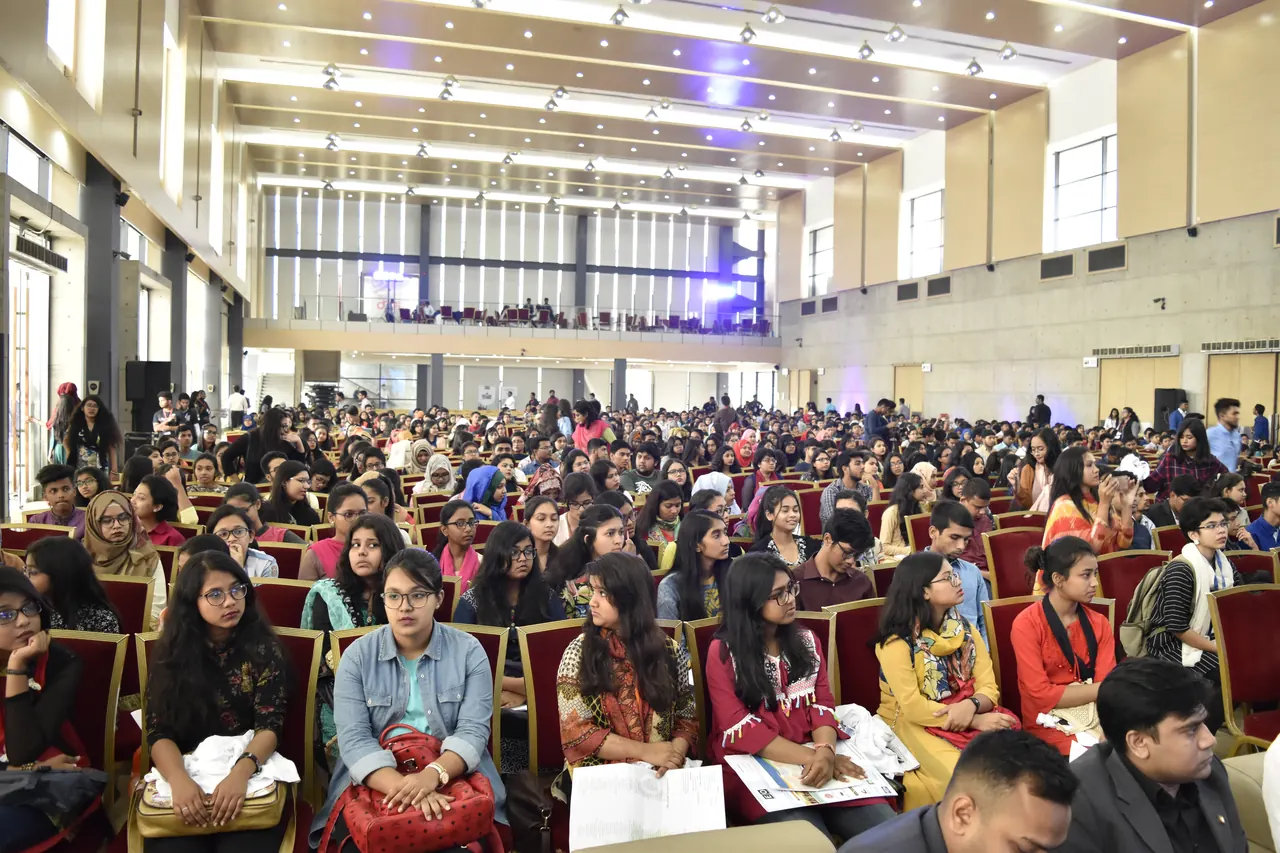Hundreds of participants filling the Grand Finale venue