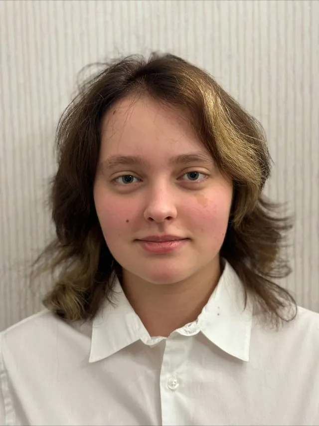 Diana Tunnikova from Russia at English Olympiad Global