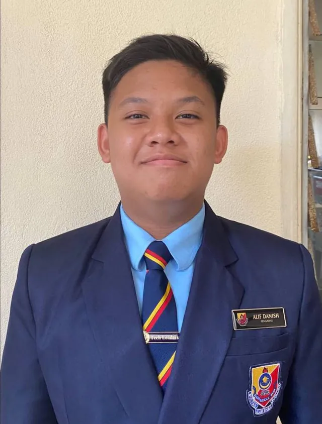 MUHAMMAD HAKIM BIN IRMIE YUHAZNI from Malaysia at English Olympiad Global
