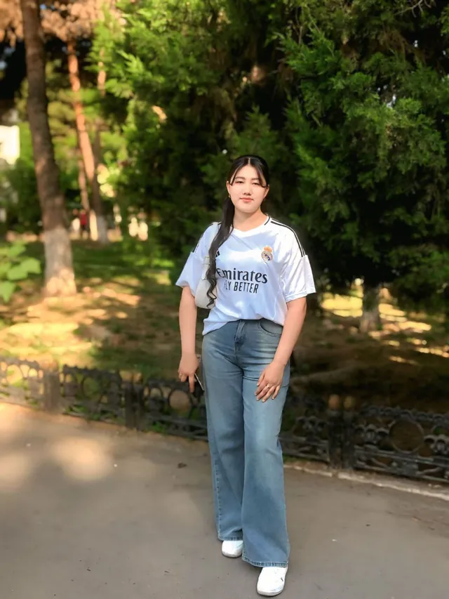 Nafosat from Uzbekistan at English Olympiad Global