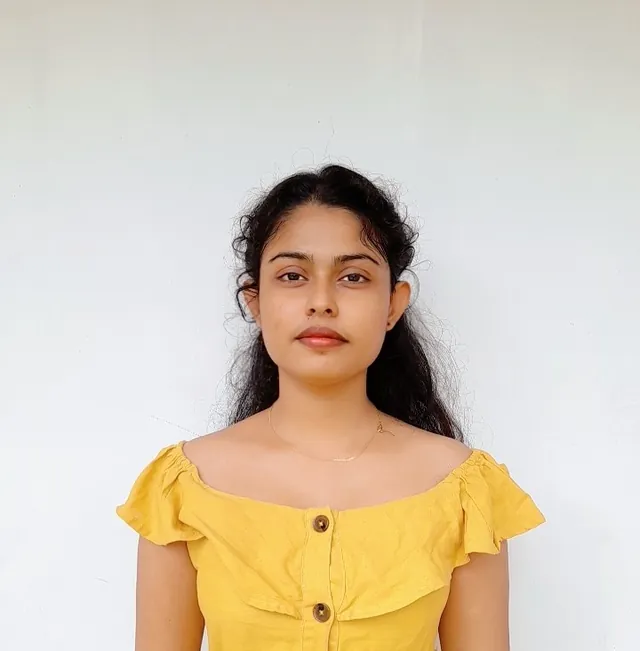 Pathiranage Dulmi Mayodhya from Sri Lanka at English Olympiad Global
